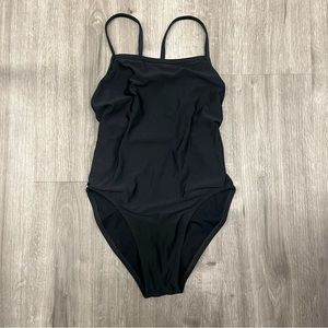 Jolyn scotty onesie size 30